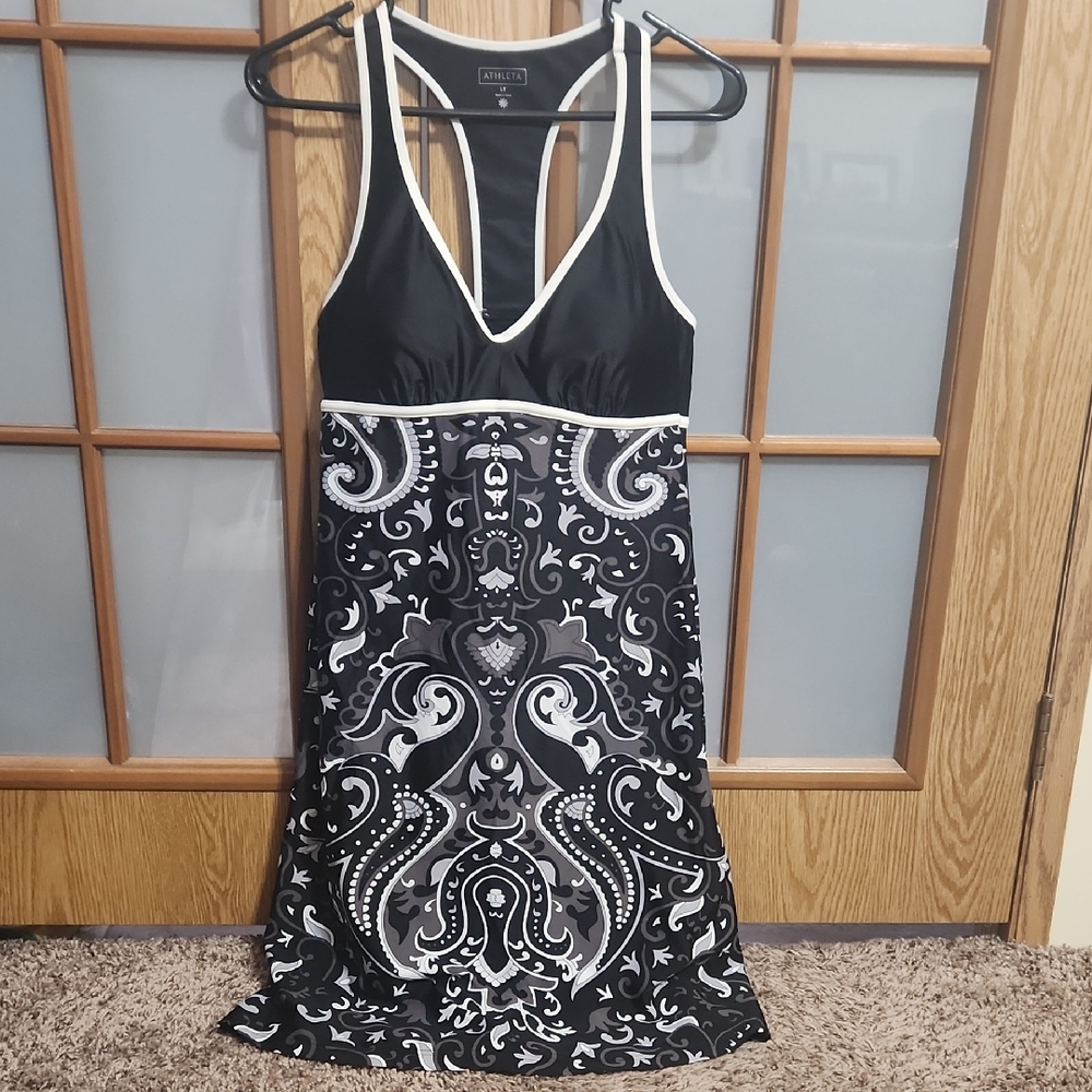 Athleta Black And White Paisley Pattern Activewear Dress Size Large